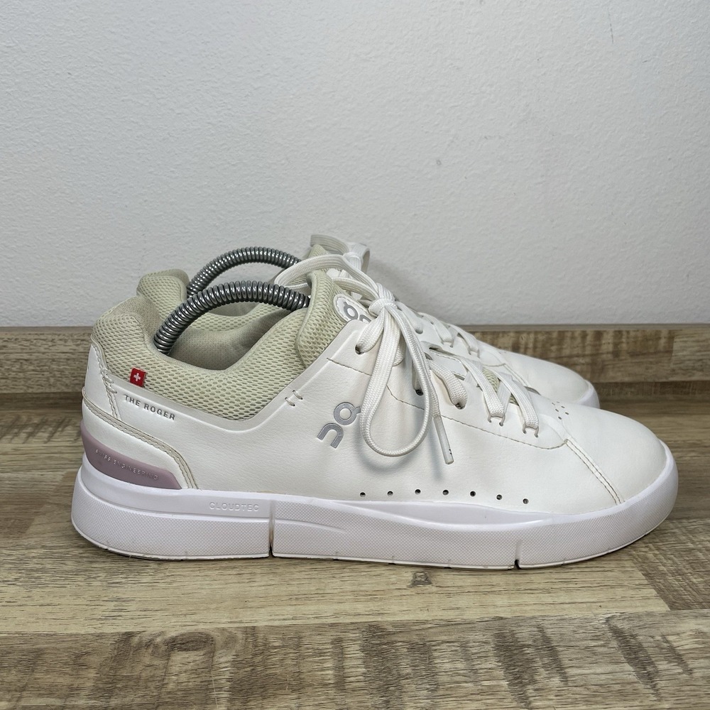 On Cloud The Roger Advantage Casual Tennis Sneakers White Mauve Womens‎ 10